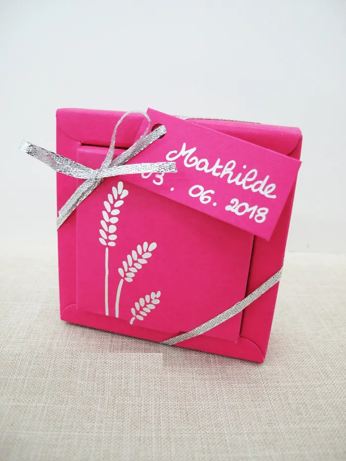 Boite à dragées Communion épi de blé- Carrée – Fuchsia